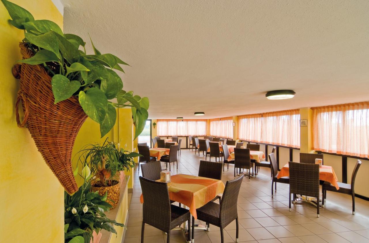 Little Hotel Cesena Bagian luar foto
